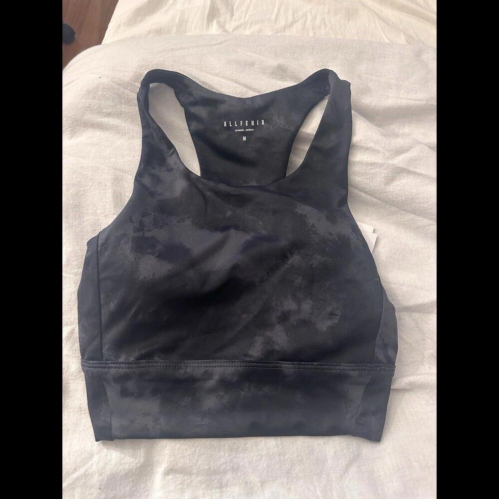 Refuge athletic Light blue  cropped tank top / bra , Size Medium, Miami Beach